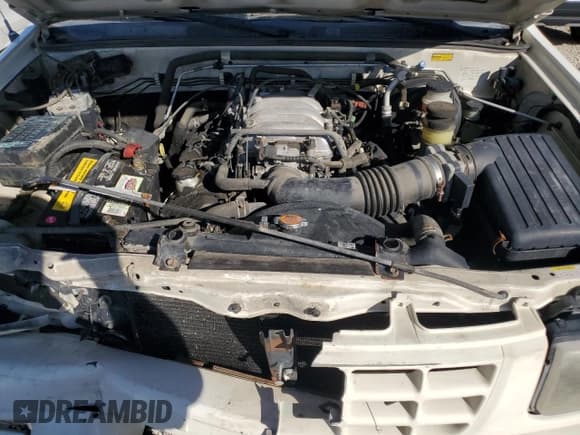 ✅ 1999 Isuzu Rodeo S • VIN: 4S2CM58W0X4306727 • Lot: 74758994. Listed on Copart with 193,850 mi. Free auction sales archive from the USA and detailed vehicle history report at DreamBid. Image 11.