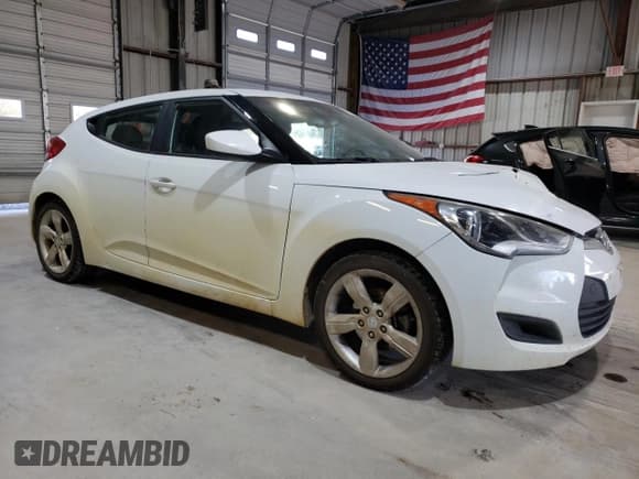 ✅ 2013 Hyundai Veloster w/Gray Int • VIN: KMHTC6AD4DU169991 • Lot: 80317444. Wystawiony na Copart z przebiegiem 145 107 mil. Bezpłatny archiwum sprzedaży aukcyjnych z USA i szczegółowy raport historii pojazdu na DreamBid. Zdjęcie 4.