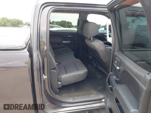 2015 Chevrolet Silverado 1500 LT z VIN 3GCUKRECXFG183351, wystawiony jako IAAI lot #42650034 z przebiegiem 130 129 mil mil oraz . Historia ofert i sprzedaży dostępna na DreamBid. Obrazek 8.