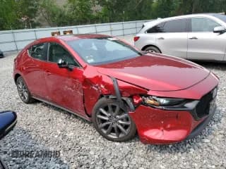 ✅ 2024 Mazda 3 S Preferred • VIN: JM1BPALM9R1656939 • Lot: 66426545. Wystawiony na Copart z przebiegiem 8 615 mil. Bezpłatny archiwum sprzedaży aukcyjnych z USA i szczegółowy raport historii pojazdu na DreamBid. Zdjęcie 4.