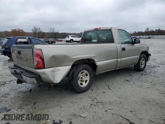✅ 2003 Chevrolet Silverado 1500 Work Truck • VIN: 1GCEC14T03E305884 • Лот: 84013814. Опубликован ранее на Copart с пробегом 142 580 миль. Бесплатный доступ к архиву аукционных продаж из США и подробный отчёт об истории автомобиля на DreamBid. Изображение 3.