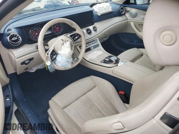 ✅ 2019 Mercedes-Benz E 450 • VIN: WDD1K6HB9KF082663 • Lot: 89829695. Listed on Copart with 56,989 mi. Free auction sales archive from the USA and detailed vehicle history report at DreamBid. Image 8.