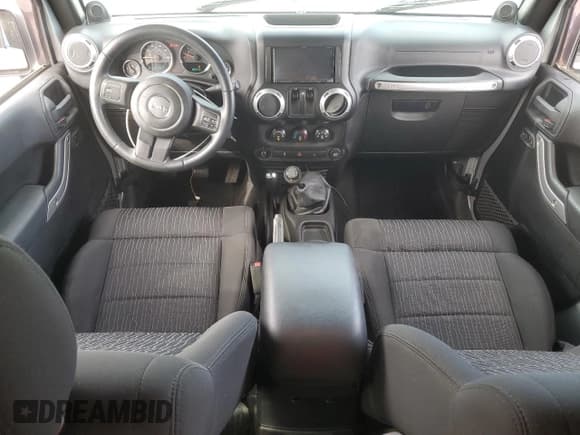 ✅ 2012 Jeep Wrangler Arctic • VIN: 1C4AJWBG2CL238367 • Lot: 71832685. Wystawiony na Copart z przebiegiem 86 373 mil. Bezpłatny archiwum sprzedaży aukcyjnych z USA i szczegółowy raport historii pojazdu na DreamBid. Zdjęcie 8.