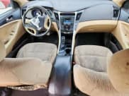 ✅ 2014 Hyundai Sonata GLS • VIN: 5NPEB4AC3EH883182 • Лот: 81767445. Опубликован ранее на Copart с пробегом 233 032 миль. Бесплатный доступ к архиву аукционных продаж из США и подробный отчёт об истории автомобиля на DreamBid. Изображение 8.