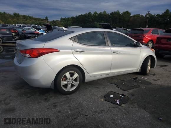 2012 Hyundai Elantra Limited с VIN KMHDH4AE4CU295818, выставлен на аукционе Copart как лот 85600575 с пробегом 162 183 миль миль и Списание • Salvage title. История ставок и продаж доступна на DreamBid. Изображение 3.