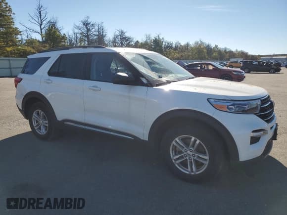 ✅ 2024 Ford Explorer XLT • VIN: 1FMSK8DH9RGA17249 • Lot: 86780215. Wystawiony na Copart z przebiegiem 16 756 mil. Bezpłatny archiwum sprzedaży aukcyjnych z USA i szczegółowy raport historii pojazdu na DreamBid. Zdjęcie 4.