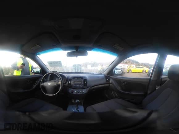 ✅ 2009 Hyundai Elantra GLS • VIN: KMHDU46D89U702169 • Lot: 43480706. Wystawiony na IAAI z przebiegiem 183 599 mil. Bezpłatny archiwum sprzedaży aukcyjnych z USA i szczegółowy raport historii pojazdu na DreamBid. Zdjęcie 18.