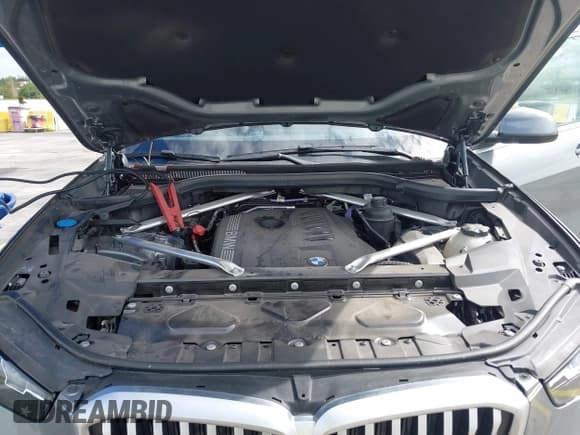 ✅ 2025 BMW X5 xDrive40i • VIN: 5UX23EU08S9Z13898 • Лот: 43631333. Опубликован ранее на IAAI с пробегом 31 597 миль. Бесплатный доступ к архиву аукционных продаж из США и подробный отчёт об истории автомобиля на DreamBid. Изображение 10.