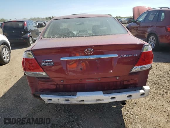 ✅ 2005 Toyota Camry LE • VIN: 4T1BE30K75U056980 • Лот: 80802015. Опубликован ранее на Copart с пробегом 185 822 миль. Бесплатный доступ к архиву аукционных продаж из США и подробный отчёт об истории автомобиля на DreamBid. Изображение 6.