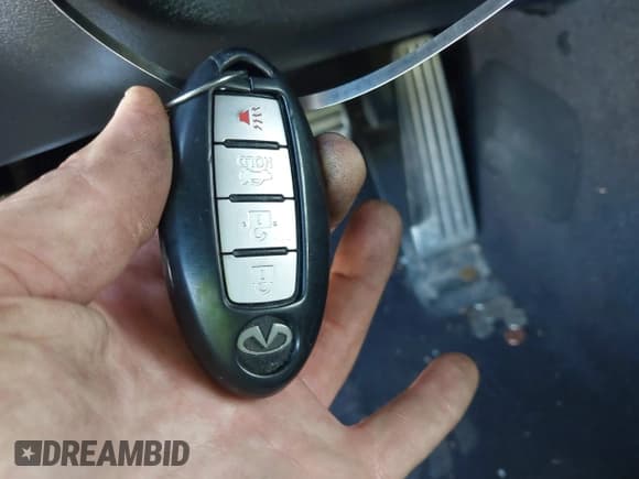 ✅ 2014 Infiniti Q50 Sport • VIN: JN1BV7AR3EM702476 • Lot: 42095485. Wystawiony na IAAI z przebiegiem 114 751 mil. Bezpłatny archiwum sprzedaży aukcyjnych z USA i szczegółowy raport historii pojazdu na DreamBid. Zdjęcie 11.