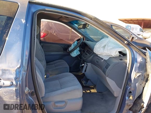 ✅ 1999 Toyota Sienna LE • VIN: 4T3ZF13C7XU094546 • Лот: 43880535. Опубликован ранее на IAAI с пробегом Не указан. Бесплатный доступ к архиву аукционных продаж из США и подробный отчёт об истории автомобиля на DreamBid. Изображение 5.