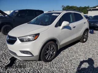 ✅ 2017 Buick Encore Sport Touring • VIN: KL4CJ1SB6HB032797 • Lot: 67140195. Wystawiony na Copart z przebiegiem 117 344 mil. Bezpłatny archiwum sprzedaży aukcyjnych z USA i szczegółowy raport historii pojazdu na DreamBid. Zdjęcie 1.