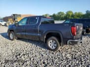 ✅ 2022 GMC Sierra 1500 SLE • VIN: 3GTUUBED1NG623689 • Лот: 67125815. Опубликован ранее на Copart с пробегом 22 962 миль. Бесплатный доступ к архиву аукционных продаж из США и подробный отчёт об истории автомобиля на DreamBid. Изображение 2.