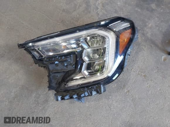 ✅ 2022 GMC Terrain SLT • VIN: 3GKALPEV1NL192987 • Lot: 43485722. Wystawiony na IAAI z przebiegiem 53 197 mil. Bezpłatny archiwum sprzedaży aukcyjnych z USA i szczegółowy raport historii pojazdu na DreamBid. Zdjęcie 18.