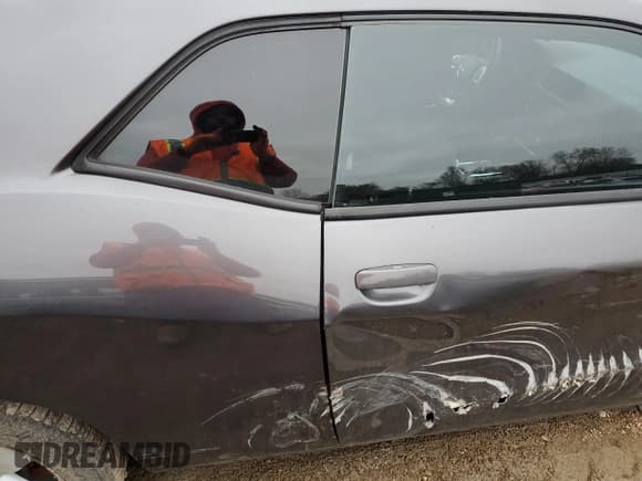 ✅ 2014 Dodge Challenger SXT • VIN: 2C3CDYAG9EH152975 • Lot: 40787054. Wystawiony na Copart z przebiegiem Nie podano. Bezpłatny archiwum sprzedaży aukcyjnych z USA i szczegółowy raport historii pojazdu na DreamBid. Zdjęcie 10.