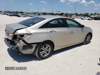 ✅ 2011 Hyundai Sonata GLS • VIN: 5NPEB4AC5BH026289 • Lot: 53939534. Listed on Copart with 193,029 mi. Free auction sales archive from the USA and detailed vehicle history report at DreamBid. Image 3.