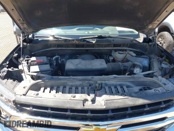 2021 Chevrolet Silverado 1500 LT z VIN 3GCUYDEDXMG375568, wystawiony jako IAAI lot #42412870 z przebiegiem 81 347 mil mil oraz . Historia ofert i sprzedaży dostępna na DreamBid. Obrazek 10.