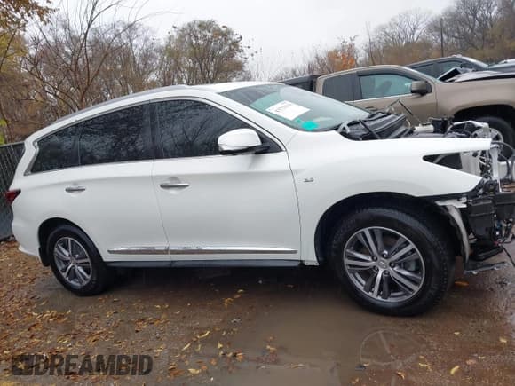 ✅ 2020 Infiniti QX60 Luxe • VIN: 5N1DL0MN6LC514061 • Лот: 43751418. Опубликован ранее на IAAI с пробегом 97 618 миль. Бесплатный доступ к архиву аукционных продаж из США и подробный отчёт об истории автомобиля на DreamBid. Изображение 14.