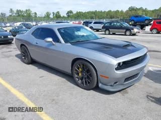 ✅ 2017 Dodge Challenger 392 Hemi Scat Pack Shaker • VIN: 2C3CDZFJ0HH594042 • Lot: 43394665. Wystawiony na IAAI z przebiegiem 93 166 mil. Bezpłatny archiwum sprzedaży aukcyjnych z USA i szczegółowy raport historii pojazdu na DreamBid. Zdjęcie 1.