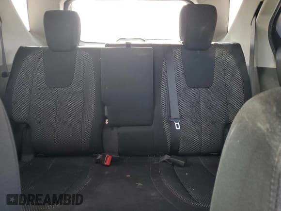 ✅ 2017 Chevrolet Equinox LT • VIN: 2GNALCEK1H6177335 • Лот: 64418825. Опубликован ранее на Copart с пробегом 134 178 миль. Бесплатный доступ к архиву аукционных продаж из США и подробный отчёт об истории автомобиля на DreamBid. Изображение 10.