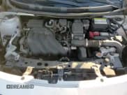 ✅ 2018 Nissan Versa SV • VIN: 3N1CN7AP8JL810292 • Lot: 90975665. Wystawiony na Copart z przebiegiem 113 007 mil. Bezpłatny archiwum sprzedaży aukcyjnych z USA i szczegółowy raport historii pojazdu na DreamBid. Zdjęcie 14.