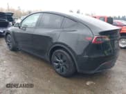 ✅ 2025 Tesla Model Y Long Range • VIN: 7SAYGDED3SF236893 • Лот: 43698211. Опубликован ранее на IAAI с пробегом 2 586 миль. Бесплатный доступ к архиву аукционных продаж из США и подробный отчёт об истории автомобиля на DreamBid. Изображение 3.