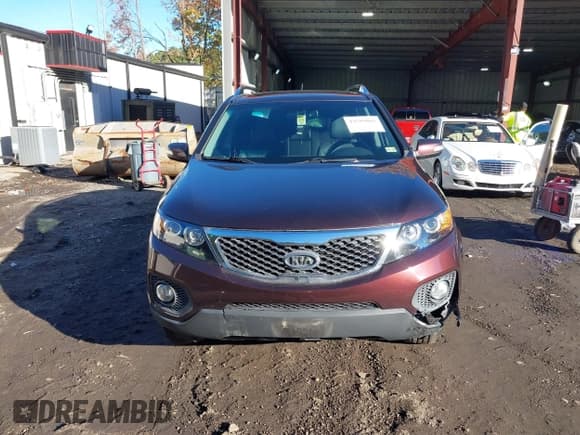✅ 2011 Kia Sorento EX • VIN: 5XYKU4A20BG179268 • Лот: 43589865. Опубликован ранее на IAAI с пробегом 117 059 миль. Бесплатный доступ к архиву аукционных продаж из США и подробный отчёт об истории автомобиля на DreamBid. Изображение 12.