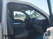 ✅ 2017 Ford F-250 Lariat • VIN: 1FT7W2B60HEB13990 • Lot: 42032513. Wystawiony na IAAI z przebiegiem 133 107 mil. Bezpłatny archiwum sprzedaży aukcyjnych z USA i szczegółowy raport historii pojazdu na DreamBid. Zdjęcie 5.