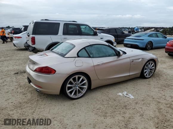 ✅ 2012 BMW Z4 sDrive35i • VIN: WBALM7C5XCE384505 • Lot: 74933904. Wystawiony na Copart z przebiegiem Nie podano. Bezpłatny archiwum sprzedaży aukcyjnych z USA i szczegółowy raport historii pojazdu na DreamBid. Zdjęcie 3.