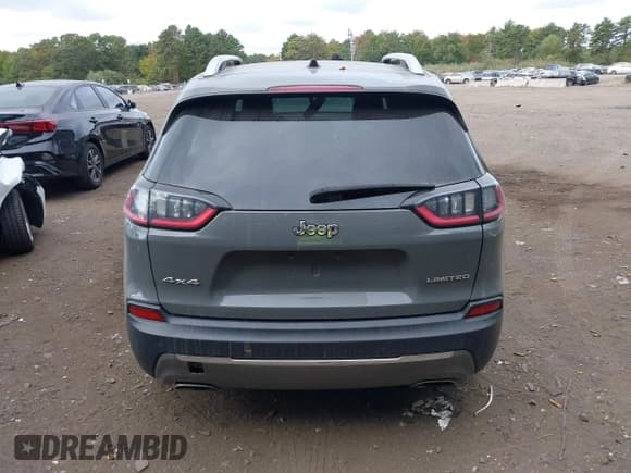 ✅ 2020 Jeep Cherokee Limited • VIN: 1C4PJMDX7LD520090 • Lot: 40402264. Wystawiony na IAAI z przebiegiem 120 395 mil. Bezpłatny archiwum sprzedaży aukcyjnych z USA i szczegółowy raport historii pojazdu na DreamBid. Zdjęcie 15.