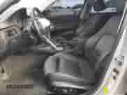 2006 BMW 3 Series 330i z VIN WBAVB33576KS38320, wystawiony jako Copart lot #89443035 z przebiegiem 129 549 mil mil oraz Szkoda całkowita • Salvage title. Historia ofert i sprzedaży dostępna na DreamBid. Obrazek 7.