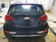 ✅ 2017 Chevrolet Bolt EV LT • VIN: 1G1FW6S09H4186319 • Lot: 51055285. Wystawiony na Copart z przebiegiem 131 317 mil. Bezpłatny archiwum sprzedaży aukcyjnych z USA i szczegółowy raport historii pojazdu na DreamBid. Zdjęcie 6.