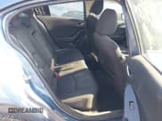 ✅ 2017 Mazda 3 Sport • VIN: 3MZBN1U77HM134209 • Lot: 42562018. Wystawiony na IAAI z przebiegiem 136 971 mil. Bezpłatny archiwum sprzedaży aukcyjnych z USA i szczegółowy raport historii pojazdu na DreamBid. Zdjęcie 8.