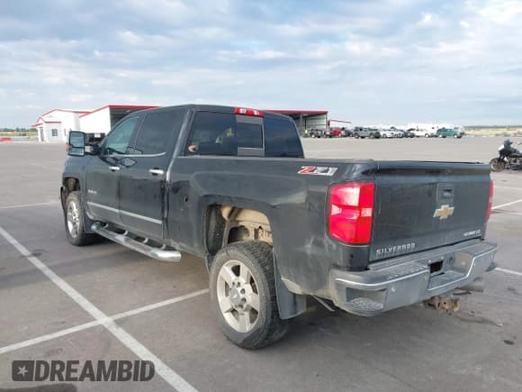 ✅ 2016 Chevrolet Silverado 2500HD LTZ • VIN: 1GC1KWE87GF124919 • Lot: 43070165. Listed on IAAI with 370,559 mi. Free auction sales archive from the USA and detailed vehicle history report at DreamBid. Image 3.