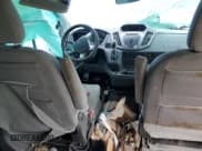 ✅ 2017 Ford Transit XL • VIN: 1FBZX2ZM9HKA23477 • Lot: 67257175. Wystawiony na Copart z przebiegiem 123 917 mil. Bezpłatny archiwum sprzedaży aukcyjnych z USA i szczegółowy raport historii pojazdu na DreamBid. Zdjęcie 8.