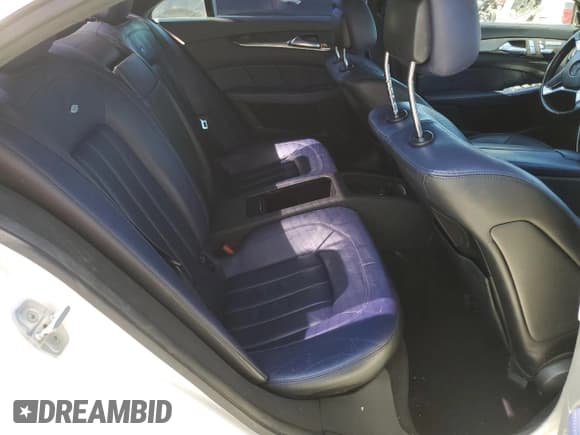 ✅ 2012 Mercedes-Benz CLS 550 • VIN: WDDLJ7DBXCA044221 • Lot: 84484585. Wystawiony na Copart z przebiegiem 89 287 mil. Bezpłatny archiwum sprzedaży aukcyjnych z USA i szczegółowy raport historii pojazdu na DreamBid. Zdjęcie 10.