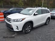 ✅ 2018 Toyota Highlander Limited Platinum • VIN: 5TDDZRFH9JS843492 • Лот: 43533745. Опубликован ранее на IAAI с пробегом 78 507 миль. Бесплатный доступ к архиву аукционных продаж из США и подробный отчёт об истории автомобиля на DreamBid. Изображение 17.