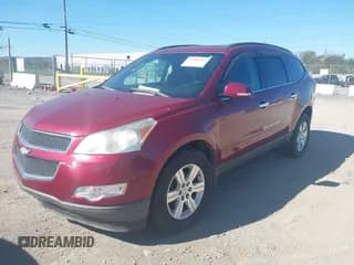 ✅ 2011 Chevrolet Traverse 1LT • VIN: 1GNKRGED7BJ162439 • Lot: 43489302. Wystawiony na IAAI z przebiegiem 210 782 mil. Bezpłatny archiwum sprzedaży aukcyjnych z USA i szczegółowy raport historii pojazdu na DreamBid. Zdjęcie 2.