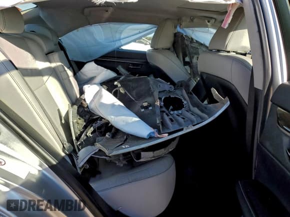 ✅ 2014 Lexus ES 330 • VIN: JTHBK1GG7E2106144 • Lot: 95252005. Listed on Copart with 74,532 mi. Free auction sales archive from the USA and detailed vehicle history report at DreamBid. Image 10.