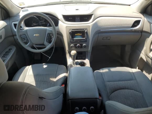 ✅ 2016 Chevrolet Traverse LS • VIN: 1GNKRFKD8GJ255864 • Lot: 71651334. Wystawiony na Copart z przebiegiem 143 654 mil. Bezpłatny archiwum sprzedaży aukcyjnych z USA i szczegółowy raport historii pojazdu na DreamBid. Zdjęcie 8.