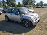 ✅ 2006 MINI Hardtop S • VIN: WMWRE33506TJ35842 • Lot: 60840275. Listed on Copart with 92,489 mi. Free auction sales archive from the USA and detailed vehicle history report at DreamBid. Image 4.