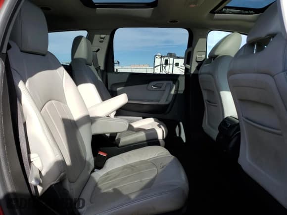 ✅ 2012 Chevrolet Traverse LTZ • VIN: 1GNKRLED4CJ422080 • Лот: 91802815. Опубликован ранее на Copart с пробегом 172 049 миль. Бесплатный доступ к архиву аукционных продаж из США и подробный отчёт об истории автомобиля на DreamBid. Изображение 11.