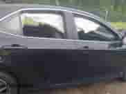 2022 Toyota Camry XLE z VIN 4T1F11AK8NU076638, wystawiony jako IAAI lot #42243093 z przebiegiem 67 100 mil mil oraz . Historia ofert i sprzedaży dostępna na DreamBid. Obrazek 12.