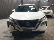 ✅ 2023 Nissan Rogue Platinum • VIN: JN8BT3DD3PW300187 • Lot: 41767197. Wystawiony na IAAI z przebiegiem 14 168 mil. Bezpłatny archiwum sprzedaży aukcyjnych z USA i szczegółowy raport historii pojazdu na DreamBid. Zdjęcie 12.