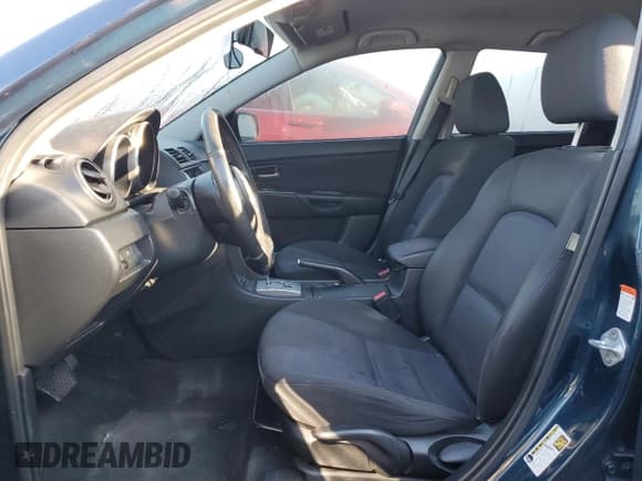 ✅ 2007 Mazda 3 S Grand Touring • VIN: JM1BK343371671093 • Lot: 89502245. Wystawiony na Copart z przebiegiem Nie podano. Bezpłatny archiwum sprzedaży aukcyjnych z USA i szczegółowy raport historii pojazdu na DreamBid. Zdjęcie 7.