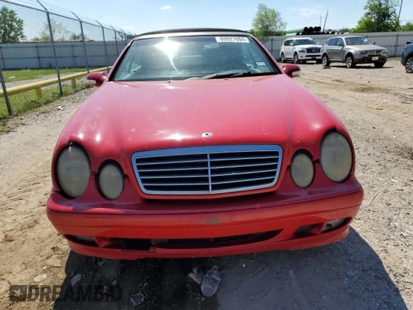 ✅ 2003 Mercedes-Benz CLK 320 • VIN: WDBLK65G03T130720 • Lot: 69927604. Wystawiony na Copart z przebiegiem Nie podano. Bezpłatny archiwum sprzedaży aukcyjnych z USA i szczegółowy raport historii pojazdu na DreamBid. Zdjęcie 5.