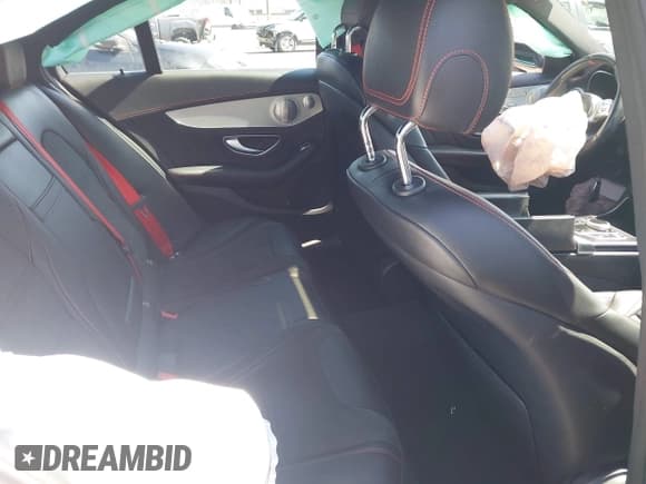 ✅ 2020 Mercedes-Benz C 43 AMG • VIN: 55SWF6EB3LU331939 • Lot: 42684811. Wystawiony na IAAI z przebiegiem 90 875 mil. Bezpłatny archiwum sprzedaży aukcyjnych z USA i szczegółowy raport historii pojazdu na DreamBid. Zdjęcie 8.