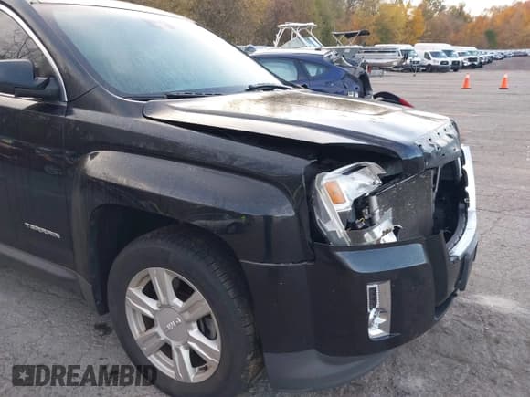 ✅ 2014 GMC Terrain SLE • VIN: 2GKALREK1E6140572 • Lot: 43590586. Wystawiony na IAAI z przebiegiem 156 992 mil. Bezpłatny archiwum sprzedaży aukcyjnych z USA i szczegółowy raport historii pojazdu na DreamBid. Zdjęcie 13.