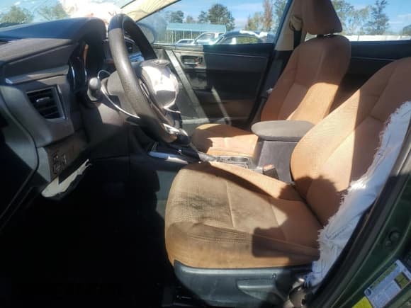 ✅ 2016 Toyota Corolla LE • VIN: 2T1BURHE1GC710025 • Lot: 86174385. Wystawiony na Copart z przebiegiem 232 477 mil. Bezpłatny archiwum sprzedaży aukcyjnych z USA i szczegółowy raport historii pojazdu na DreamBid. Zdjęcie 7.