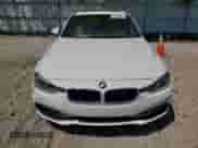 2018 BMW 3 Series 328d xDrive с VIN WBA8J1C50JA379426, выставлен на аукционе Copart как лот 47725083 с пробегом 64 605 миль миль и . История ставок и продаж доступна на DreamBid. Изображение 5.